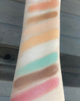 Swatch de la palette de maquillage Isabelle ARTIST