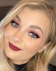 image d'un visage avec faux-cils