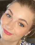 image d'un visage avec faux-cils