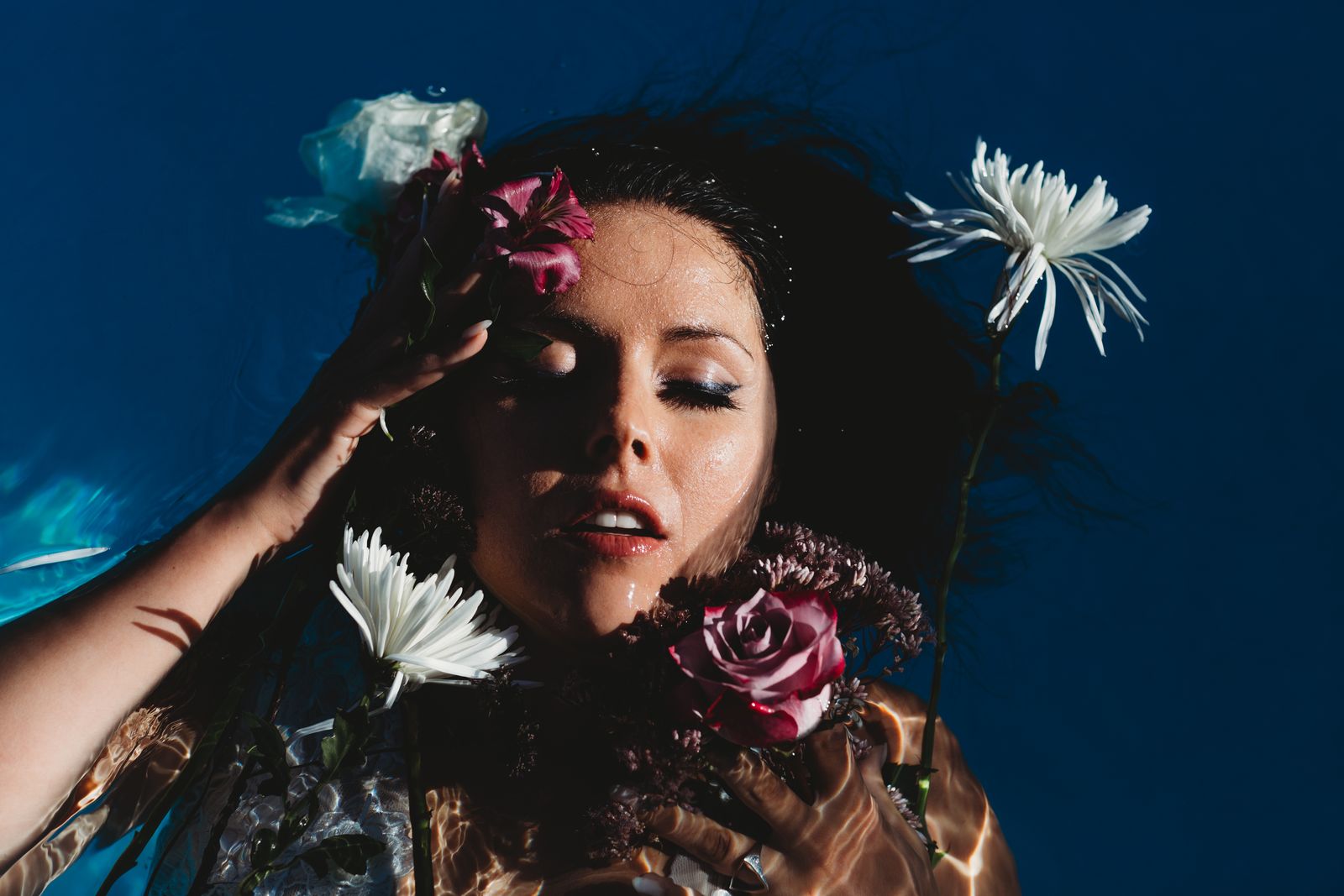 Enflamme les cœurs ce 14 février avec ton maquillage Love