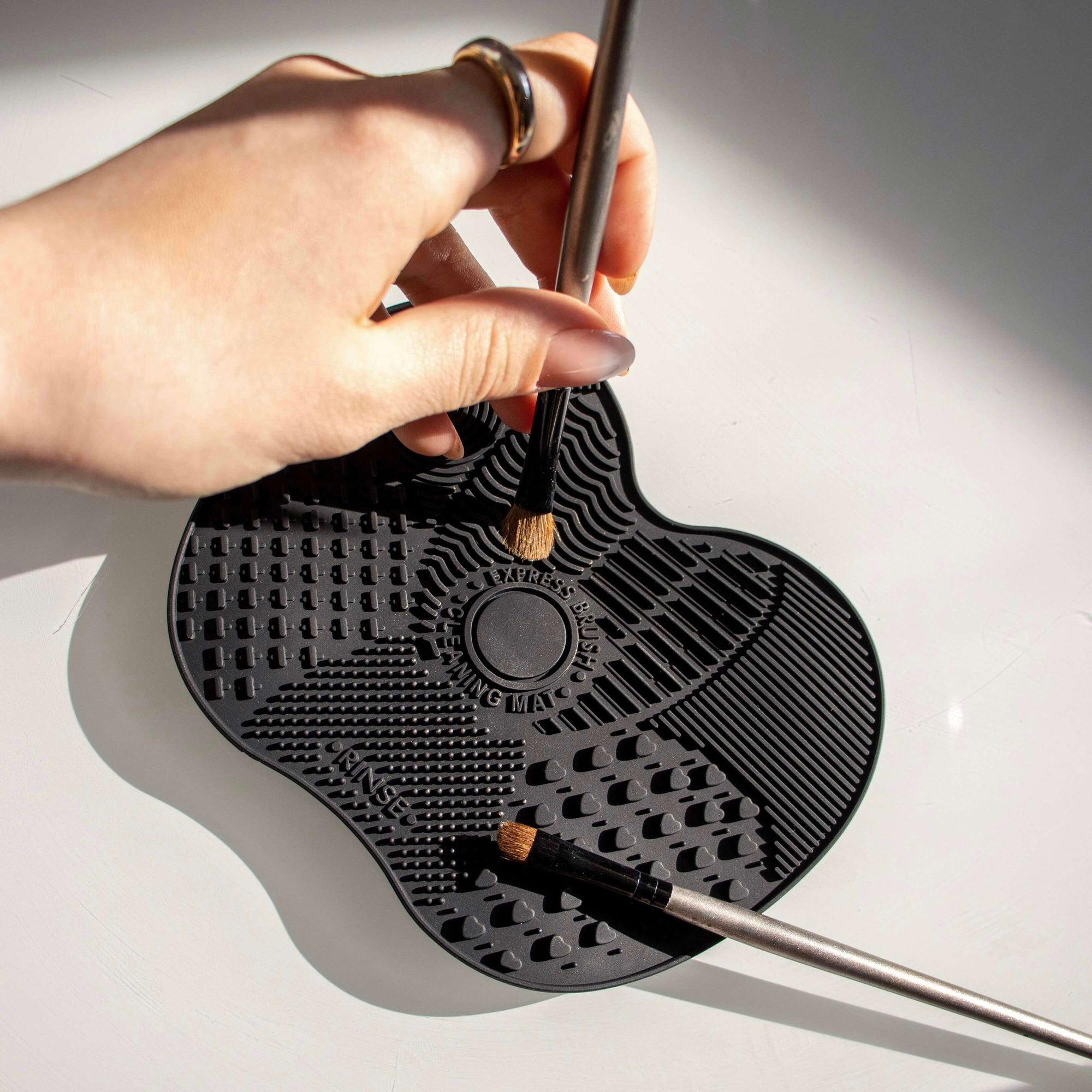 Nettoyants et entretien de pinceaux