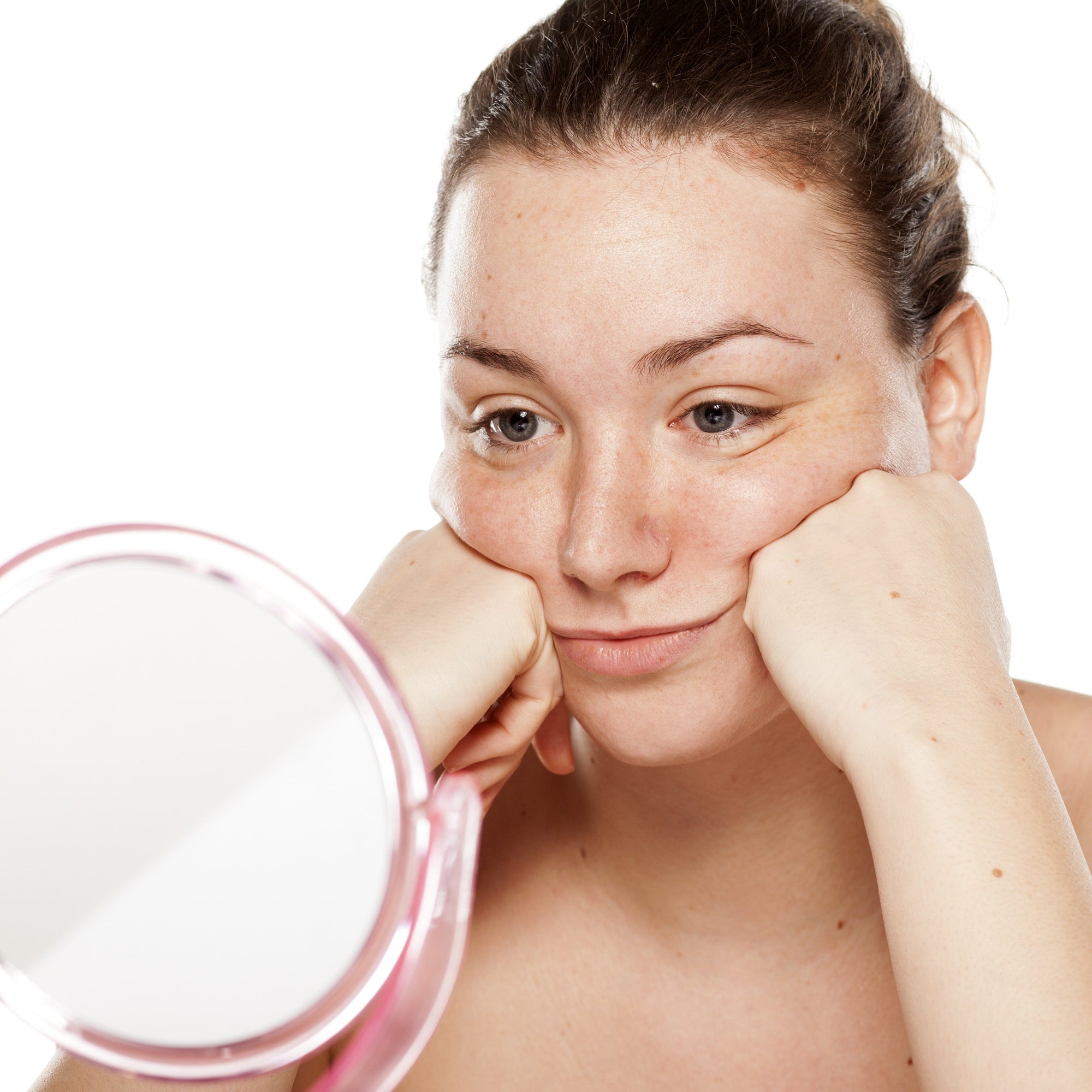 Peau terne et tâches brunes