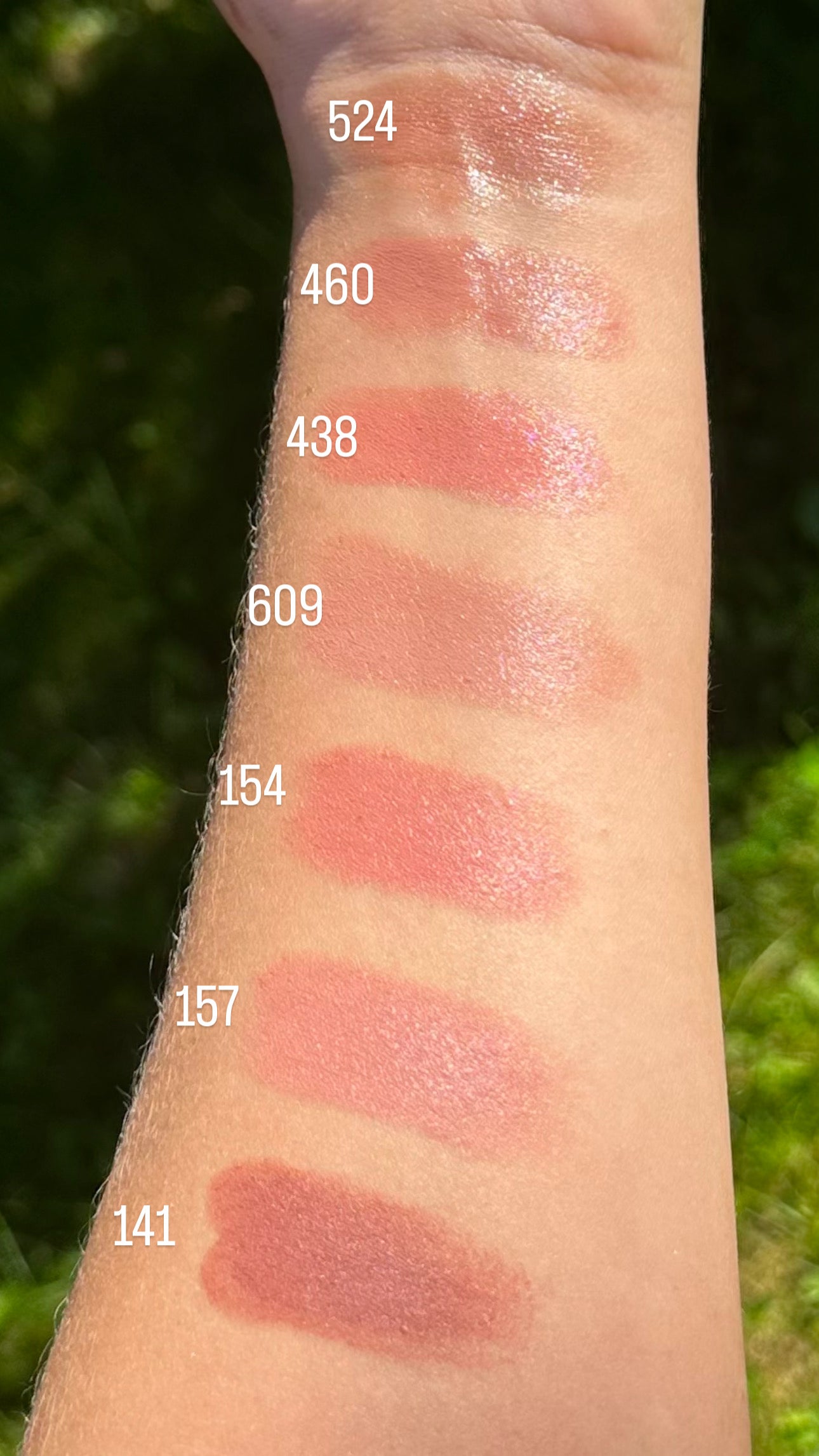 Swatch des Rouges à lèvres ARTIST - Beige froid