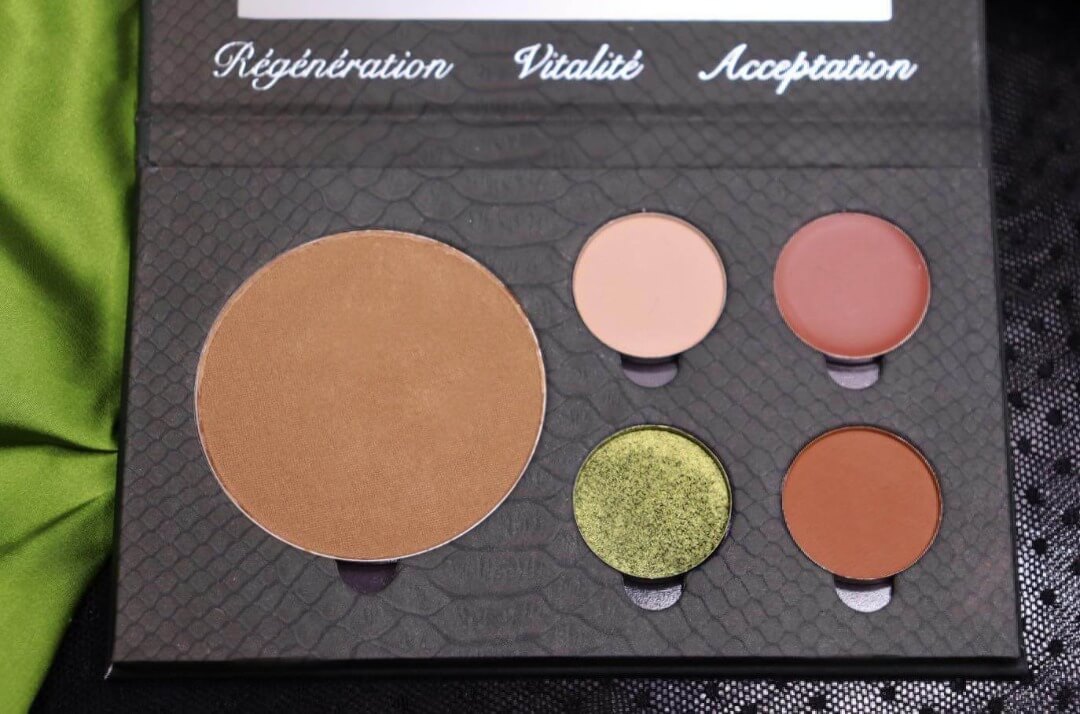 Image rapproché de la palette Marie Gagné ARTIST