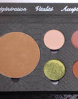 Image rapproché de la palette Marie Gagné ARTIST