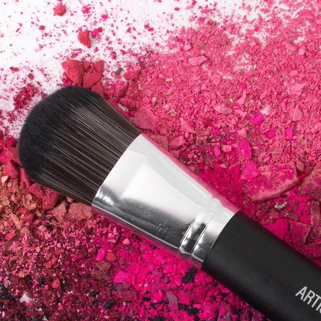 Image rapproché du pinceau J502 ARTIST