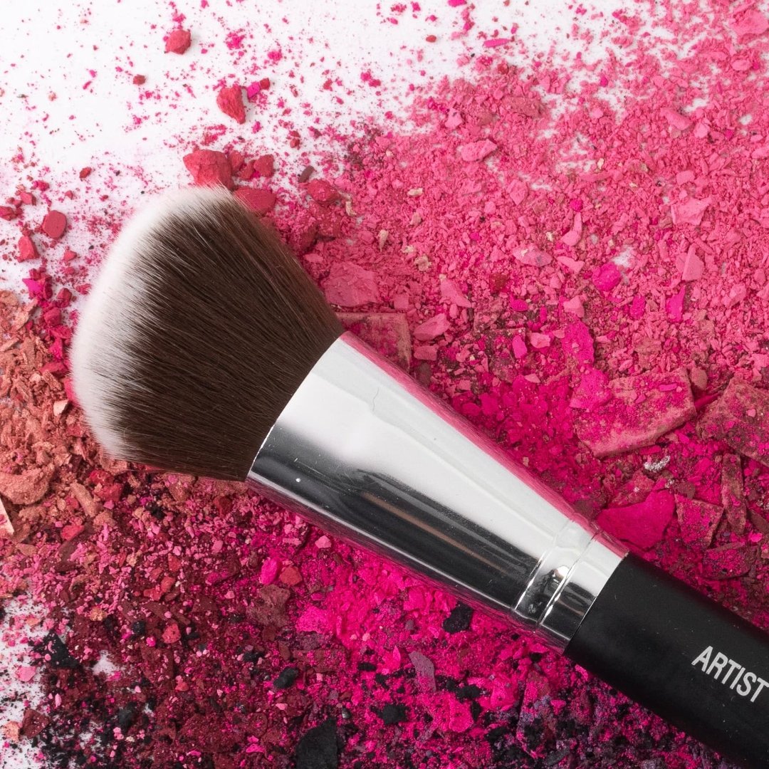 Image rapproché du pinceau J508 ARTIST