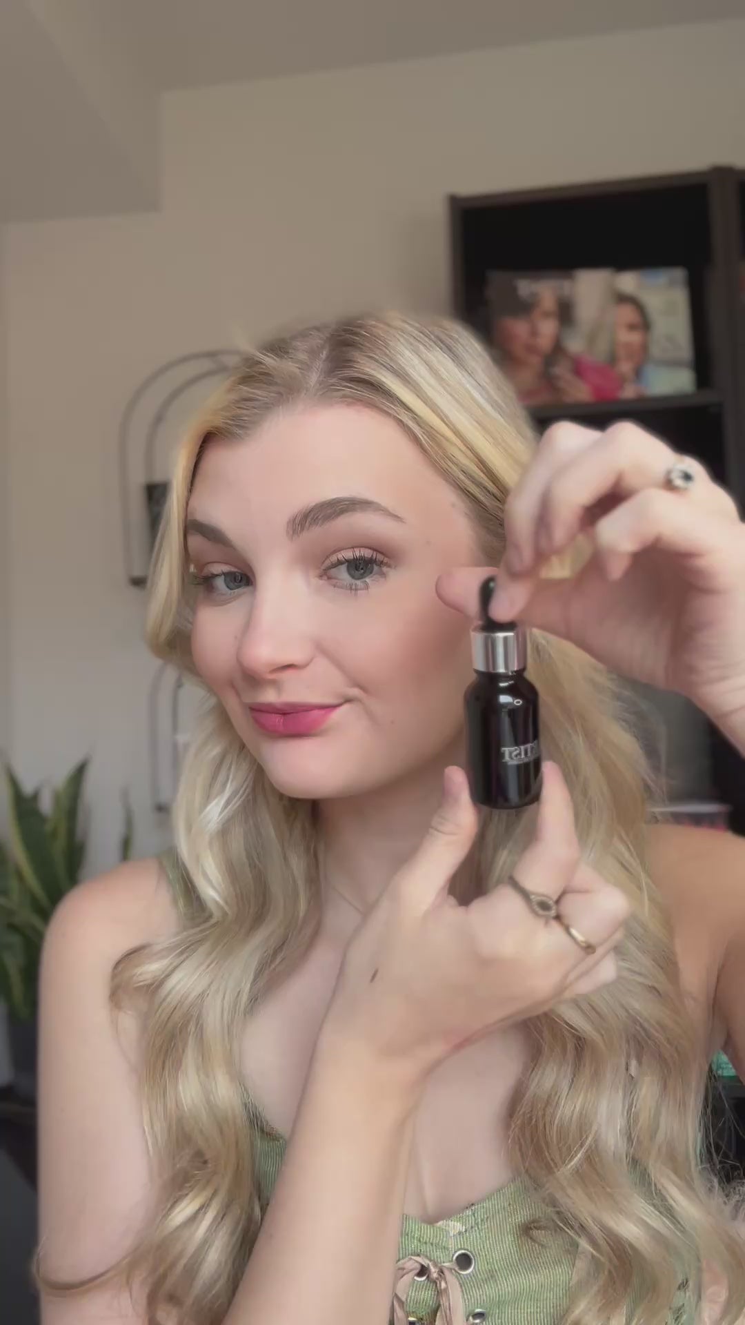 Vidéo explicative sur la Colle à paillettes ARTIST