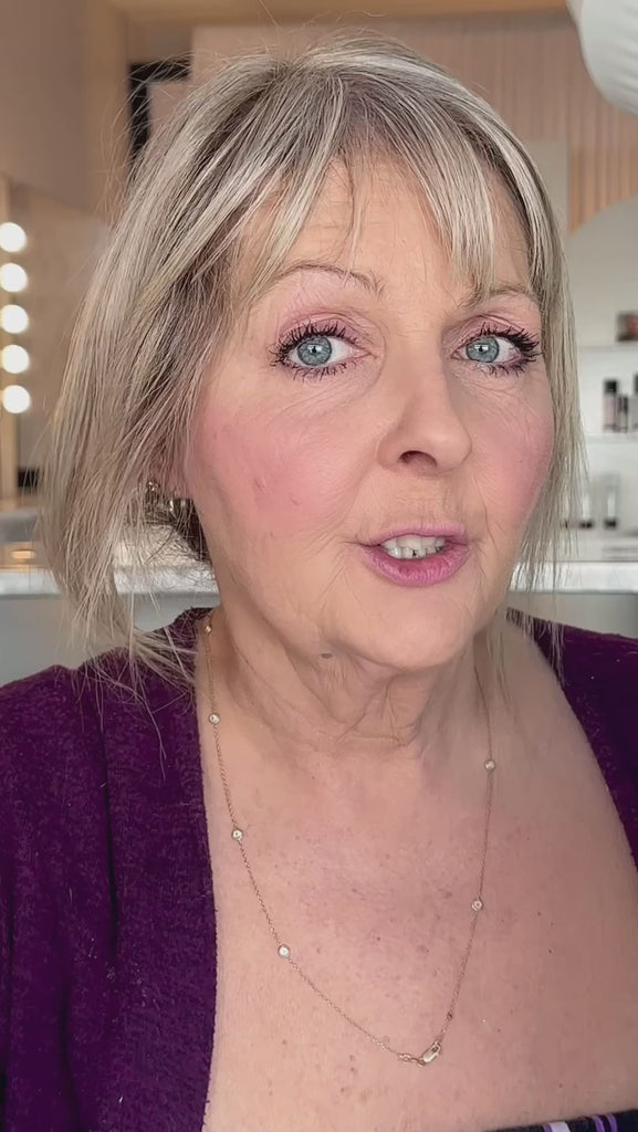 Vidéo sur le Eyeliner deux embouts longue tenue ARTIST